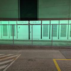 UQ's Tesla batteries on campus
