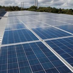 Image of the solar facilities on the rooftop of the Advanced Engineering Building